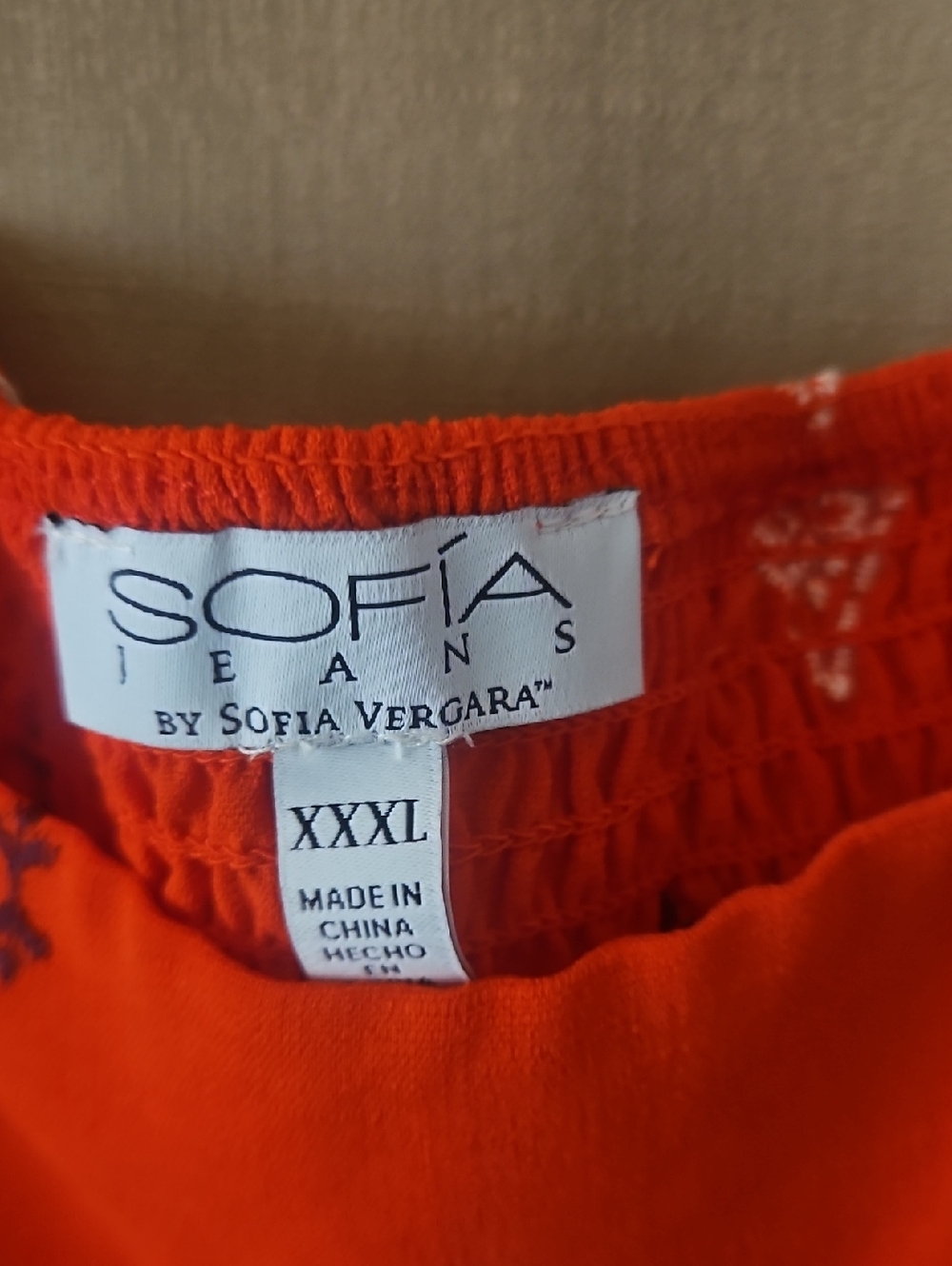 NWOT Sofia Vergara Top - Picture 3 of 5
